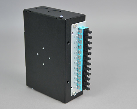 Hutschienen Box, Stahl, 12 x SCPC, 50/125µm OM3
