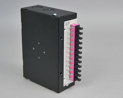 Hutschienen Box, Stahl, 6 x SCPC, OM4