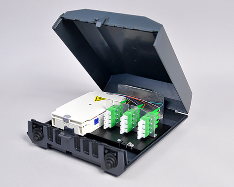 Venus-Box ohne Schloss, 12 x E2000APC, 9/125µm, H&S