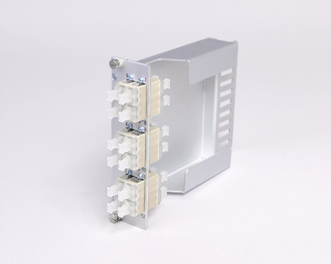 Einschubmodul 7TE, 24 x LCPC, OM1, mit Überlängenfach (6xLCPC quad)