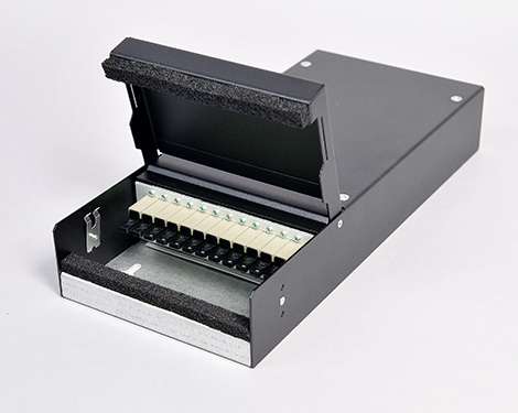 Consolidation Box, Stahl, 12 x E2000PC, 62.5/125µm OM1, H&S