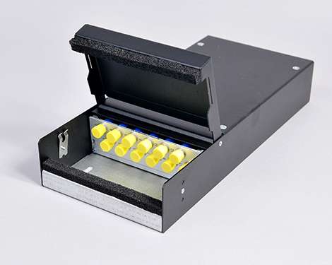Consolidation Box, Stahl, 8 x FCAPC, 9/125µm