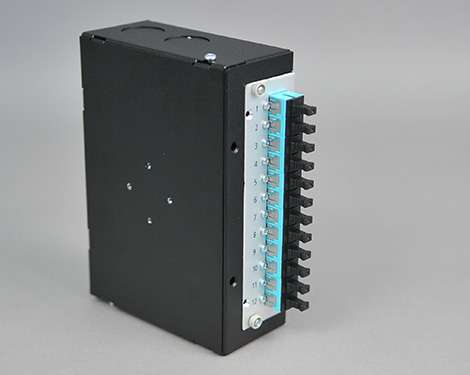 Hutschienen Box, Stahl, 2 x SCPC, 50/125µm OM3