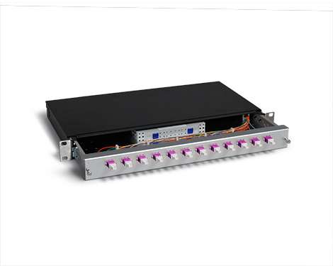 KEV 1HE Aluminium, 48 x LCPC, 50/125µm OM4 (24xLCPC duplex versetzt)